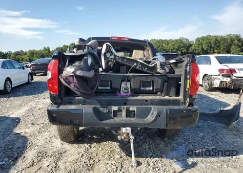 2016 Toyota Tundra Crewmax Limited z USA, uszkodzony, nr VIN 5TFHW5F13GX512464